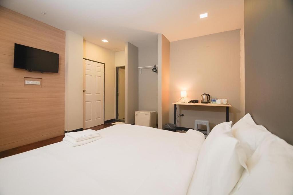 Z Go Inn Bts St Louis Silom V โกอินน์ บีทีเอส เซนต์หลุยส์ สีลม 3 방콕 외부 사진